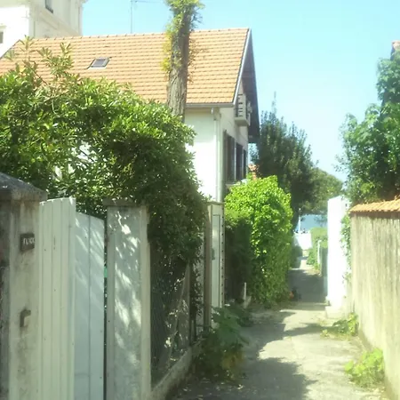 Arcachonaise A 50 M De La Plage, Centre Ferienhaus *